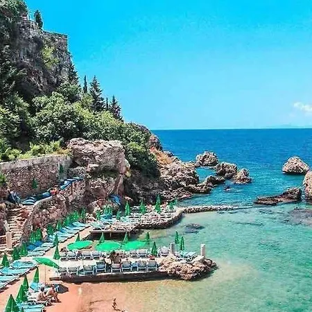 Pasha - Floor Lägenhet *